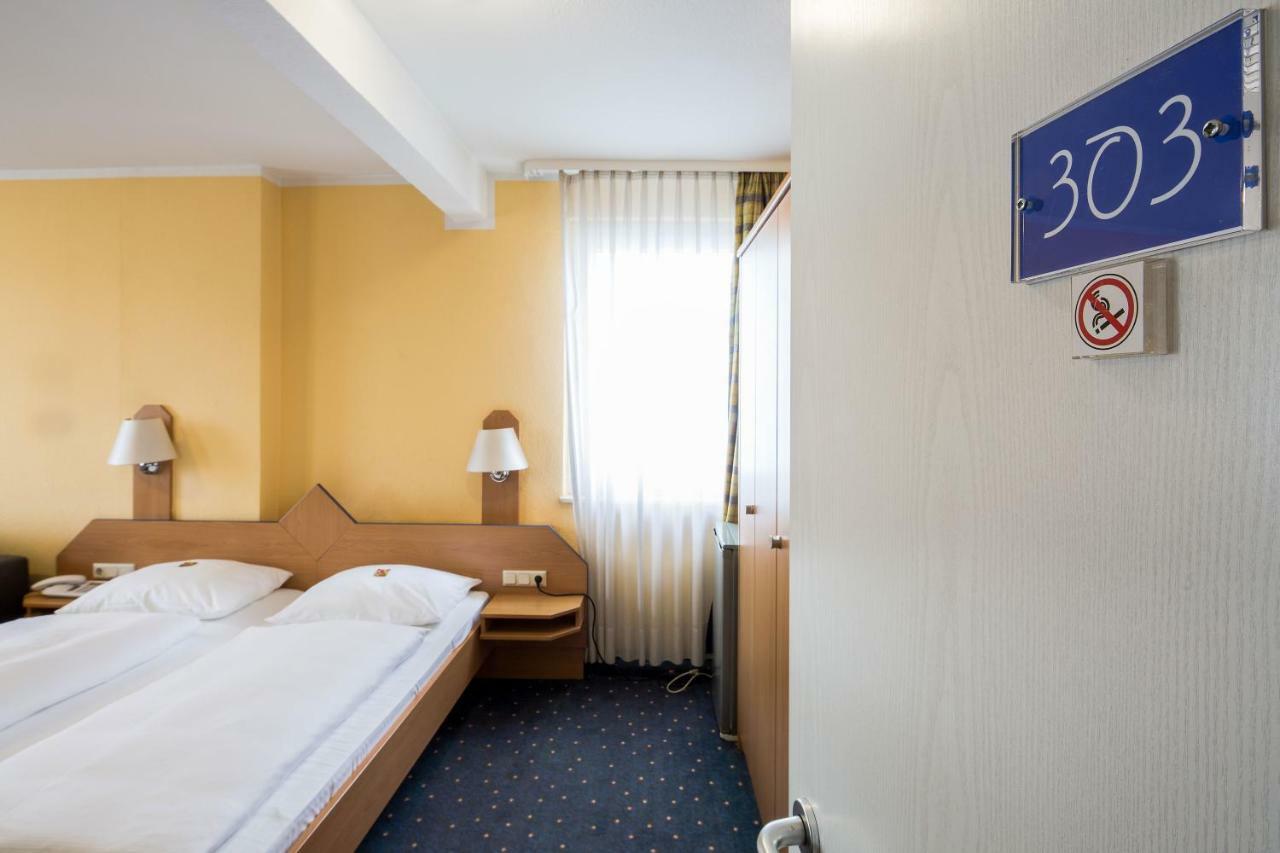 Central Hotel MHG Extérieur photo